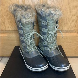 Almost New Sorel Tofino II Sage Cold Weather, Waterproof Boots